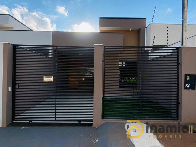 #126 - Casa para Venda em Arapongas - PR