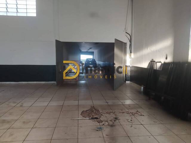 #33 - Salão Comercial para Locação em Arapongas - PR