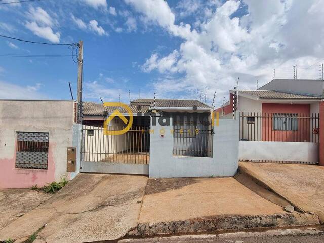 #63 - Casa para Venda em Arapongas - PR