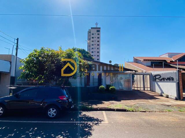 #80 - Casa para Venda em Arapongas - PR