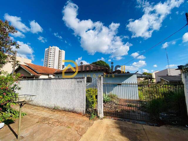 #81 - Casa para Venda em Arapongas - PR