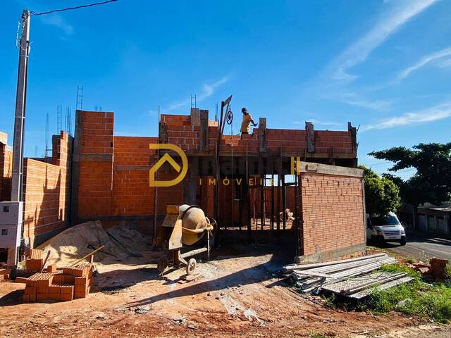 #84 - Casa para Venda em Arapongas - PR