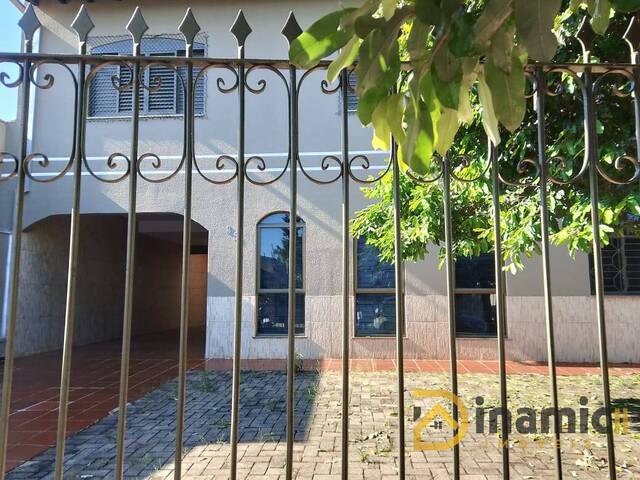 #98 - Casa para Venda em Arapongas - PR - 2