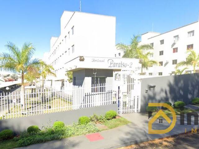 #132 - Apartamento para Venda em Arapongas - PR