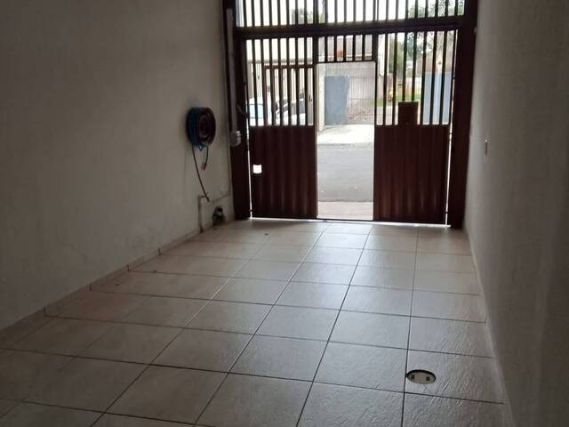 Apartamento para Locação em Arapongas - 2