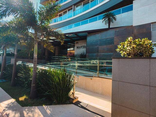 #220 - Apartamento para Venda em Arapongas - PR
