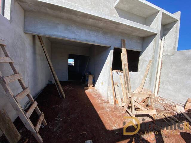 #246 - Casa para Venda em Arapongas - PR