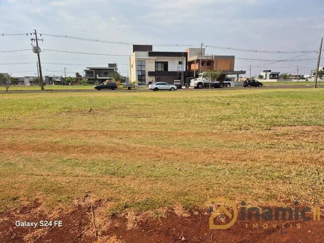 #374 - Terreno em condomínio para Venda em Arapongas - PR