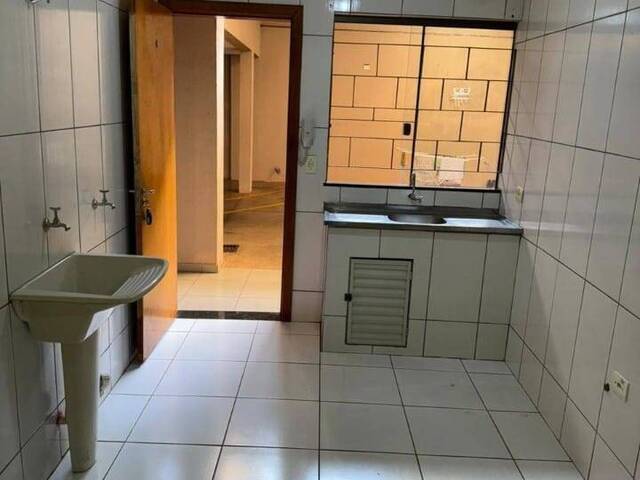 Kitnet para Locação em Arapongas - 5