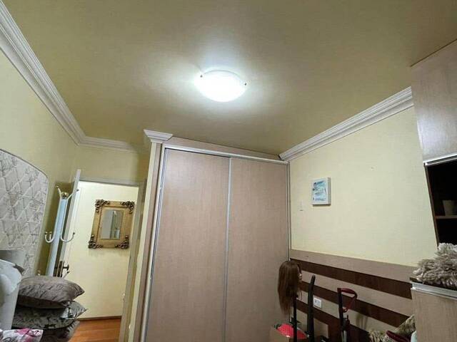#387 - Apartamento para Venda em Arapongas - PR