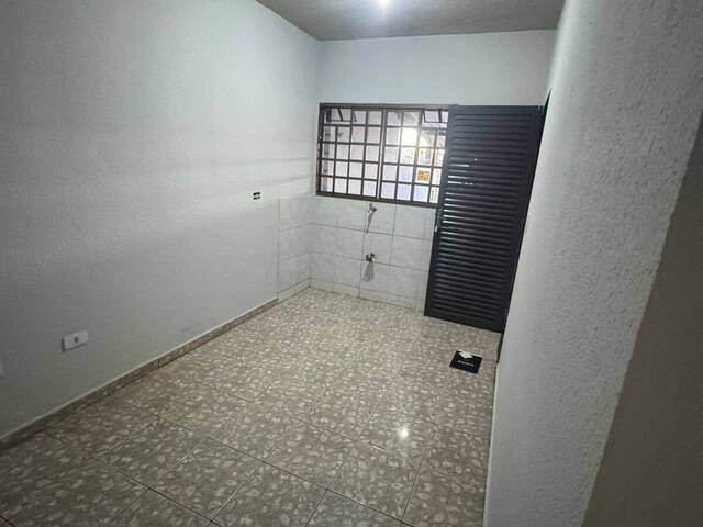 #381 - Kitnet para Venda em Arapongas - PR