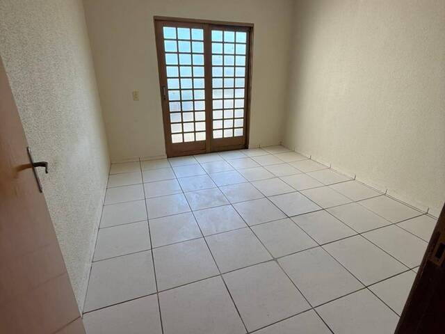 Sobrado para Locação em Arapongas - 5