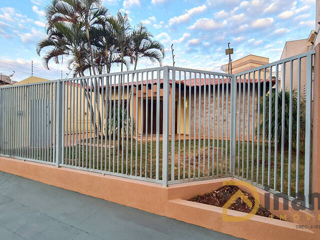 #453 - Casa para Venda em Arapongas - PR