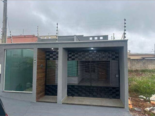 #467 - Casa para Venda em Arapongas - PR