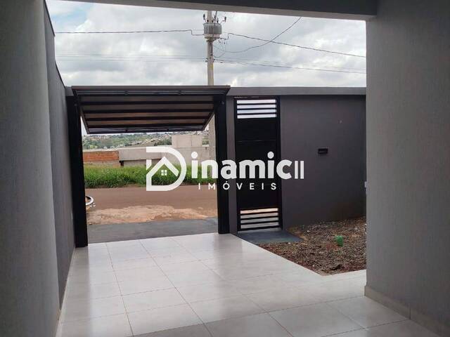 Casa para Venda em Arapongas - 2