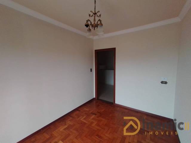 #488 - Casa para Locação em Arapongas - PR