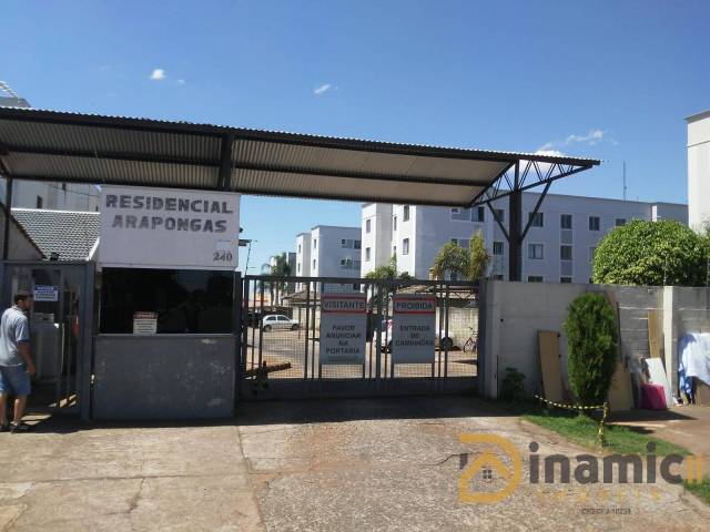 #531 - Apartamento para Venda em Arapongas - PR