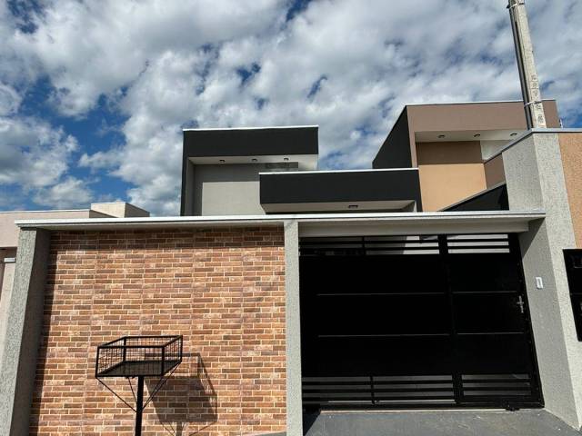 #542 - Casa para Venda em Arapongas - PR