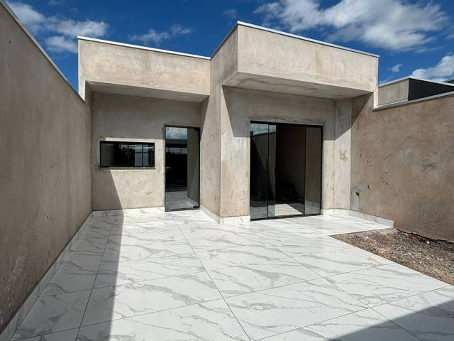 #544 - Casa para Venda em Arapongas - PR - 2