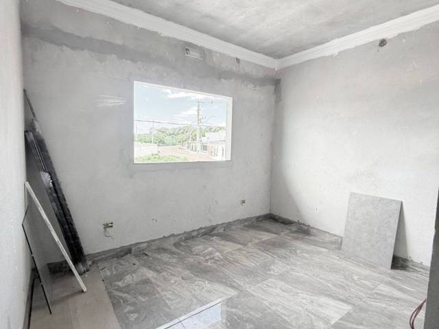 Sobrado para Venda em Arapongas - 4