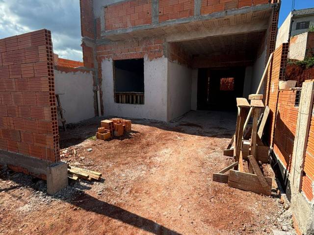 #553 - Casa para Venda em Arapongas - PR