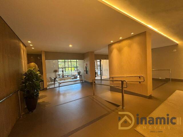 #583 - Apartamento para Venda em Arapongas - PR