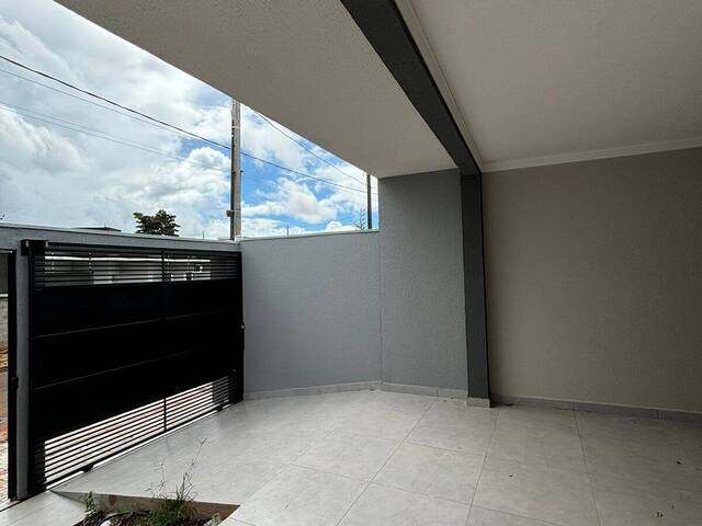 #593 - Casa para Venda em Arapongas - PR