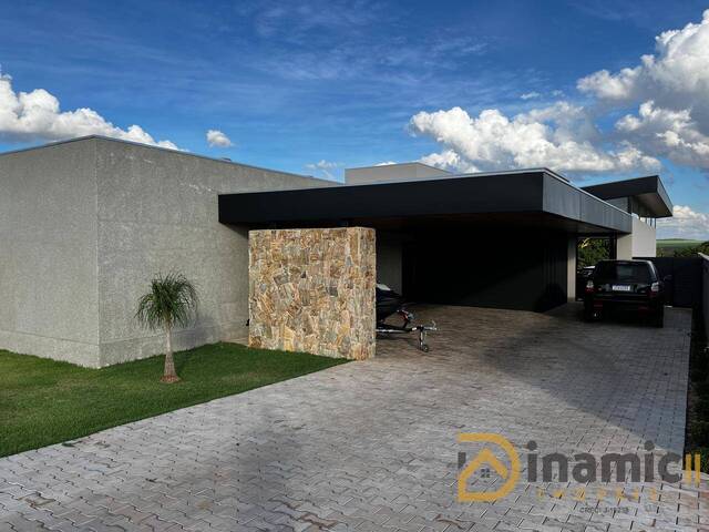 #594 - Casa para Venda em Arapongas - PR - 2