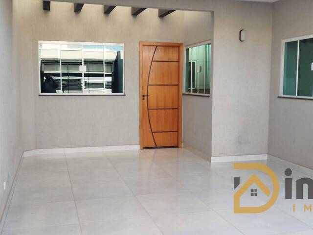 #596 - Casa para Venda em Arapongas - PR