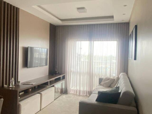 #597 - Apartamento para Venda em Arapongas - PR