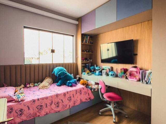 Sobrado para Venda em Arapongas - 4