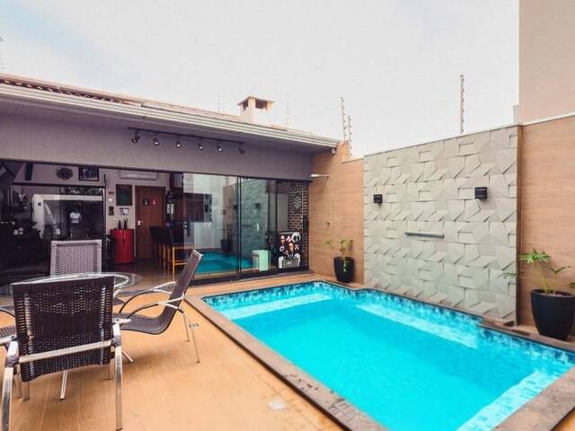 Sobrado para Venda em Arapongas - 5