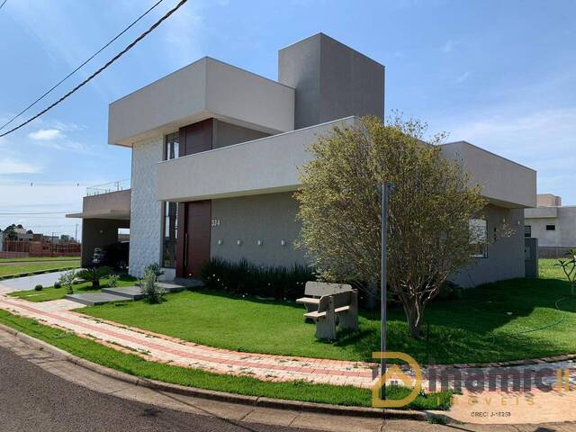 #624 - Casa para Venda em Arapongas - PR