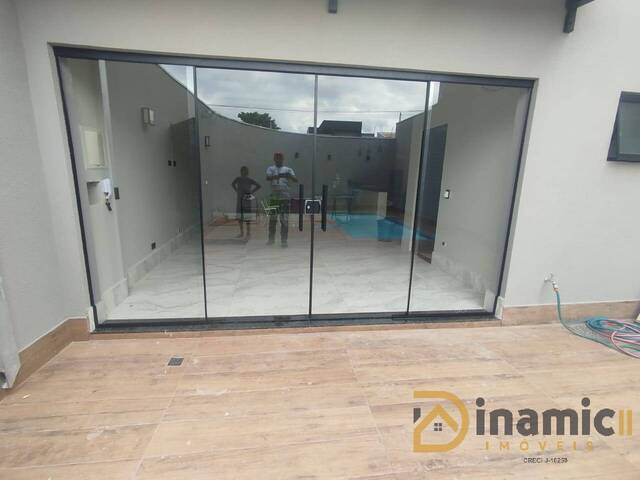 #625 - Área de lazer para Venda em Arapongas - PR