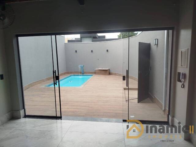 #625 - Área de lazer para Venda em Arapongas - PR