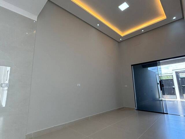 #636 - Casa para Venda em Arapongas - PR