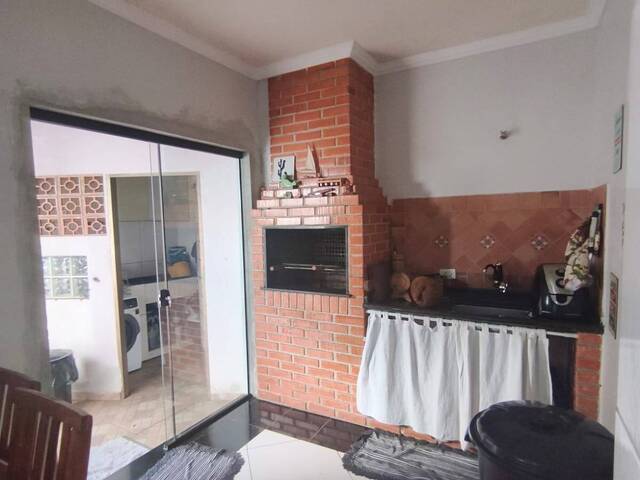 #654 - Casa para Venda em Arapongas - PR