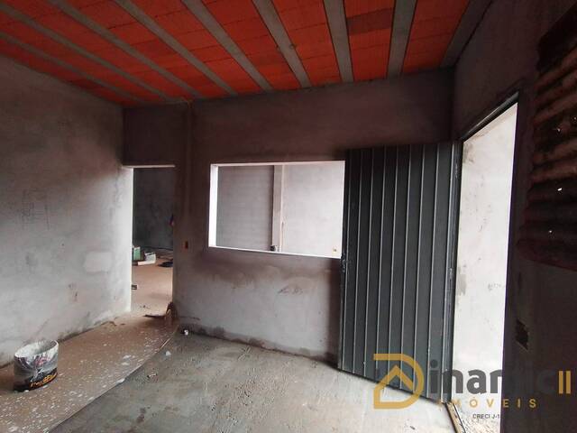 #662 - Barracão para Locação em Arapongas - PR