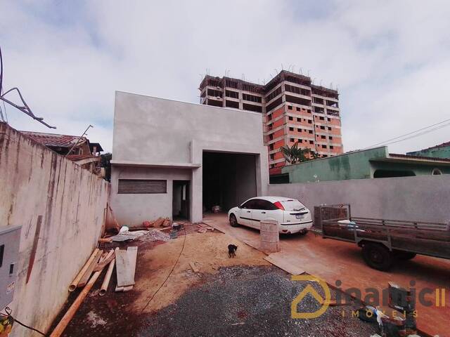 #662 - Barracão para Locação em Arapongas - PR