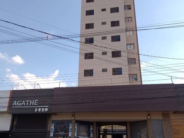 #663 - Apartamento para Venda em Arapongas - PR