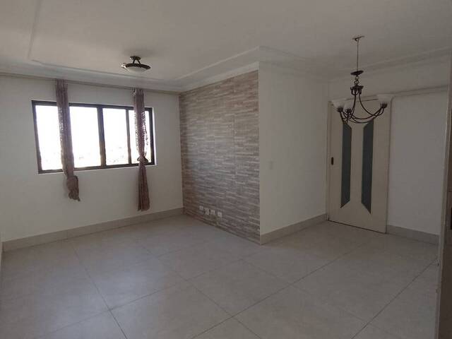 Apartamento para Venda em Arapongas - 5