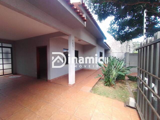 #694 - Casa para Locação em Arapongas - PR