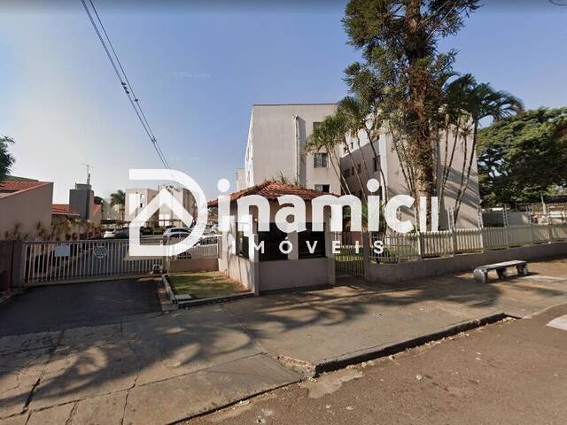 #709 - Apartamento para Venda em Arapongas - PR