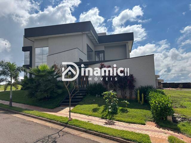 #746 - Casa para Venda em Arapongas - PR