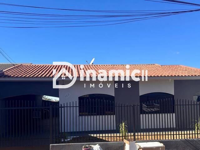 #871 - Casa para Locação em Arapongas - PR