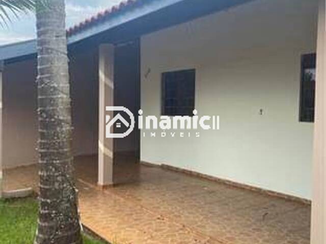 Casa para Venda em Arapongas - 3