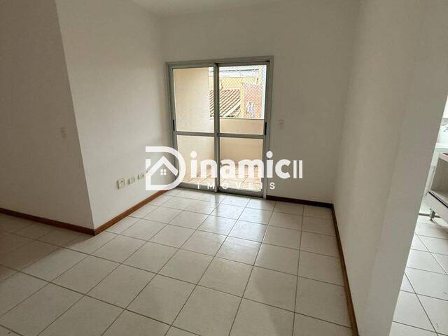#704 - Apartamento para Locação em Arapongas - PR